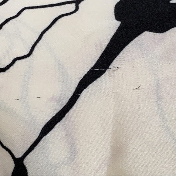 Rachel Zoe Silk Feel Floral Button Up Shirt - Picture 9 of 9